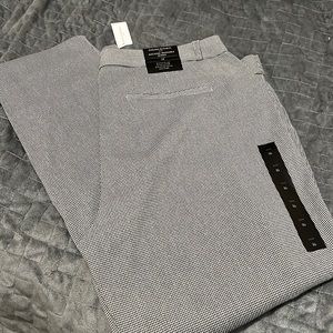 New with Tags- Size 16 Banana Republic - Sloan Pants - Checkered